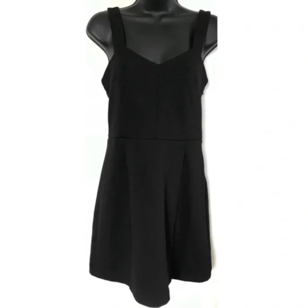Urban Outfitters Silence and Noise Little Black Dress Size Medium NWOT